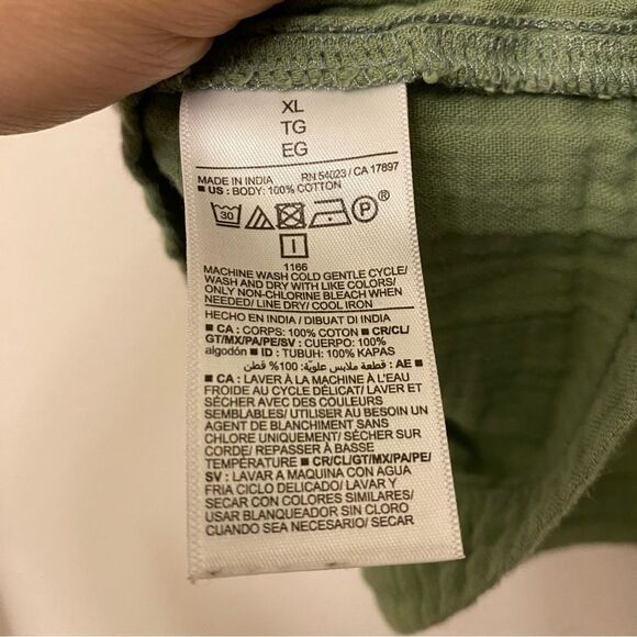 Old navy sage  green muslin cotton button front Top blouse oversized cropped XL - Picture 9 of 9